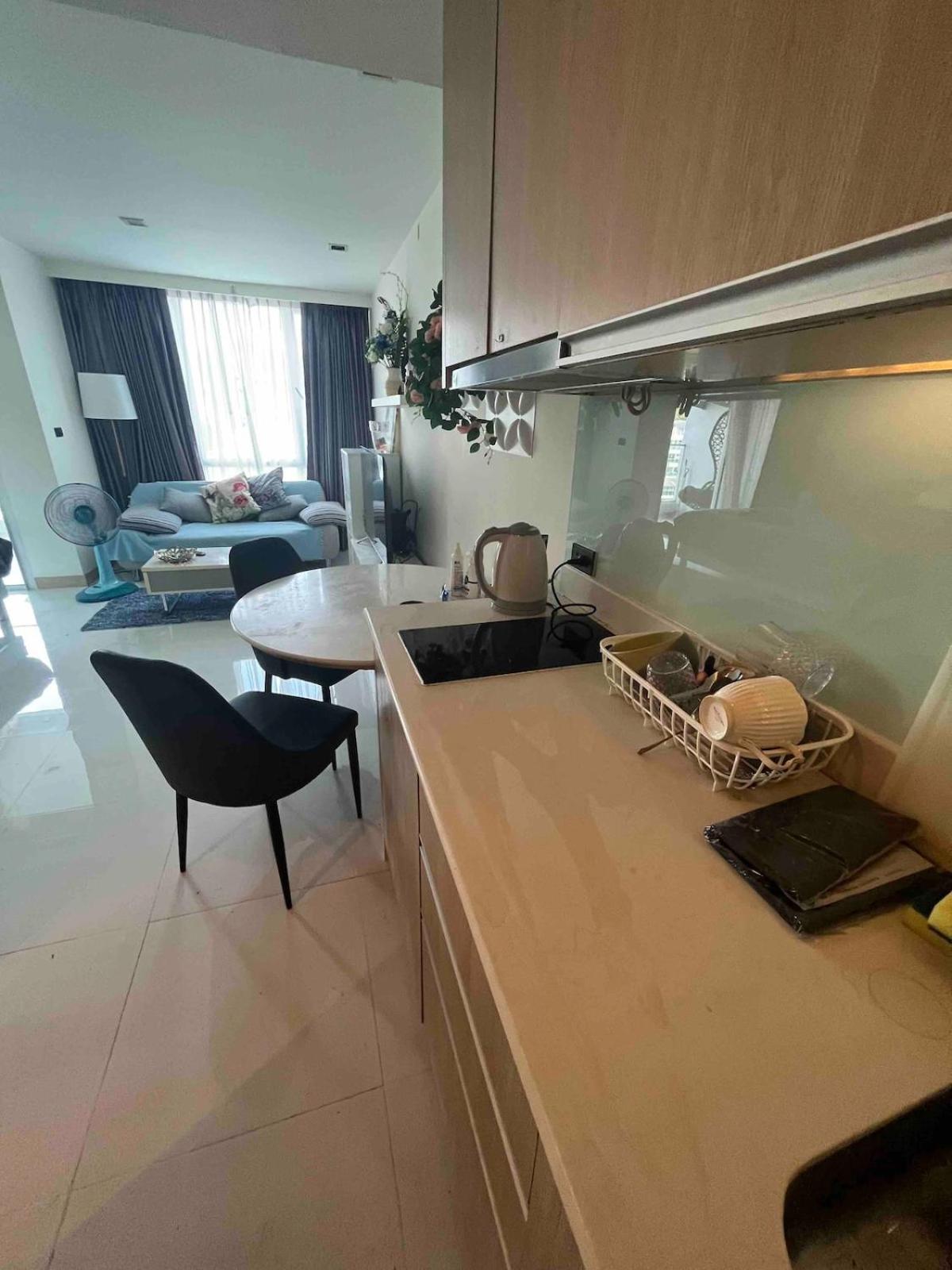 Apartemen Stunning Unit Situated In Pattaya